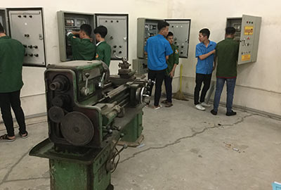 Vocational College No 8 students and equipment